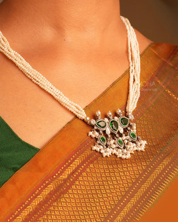 Maharashtrian Tanmani Silver Necklace (Green) by Moha