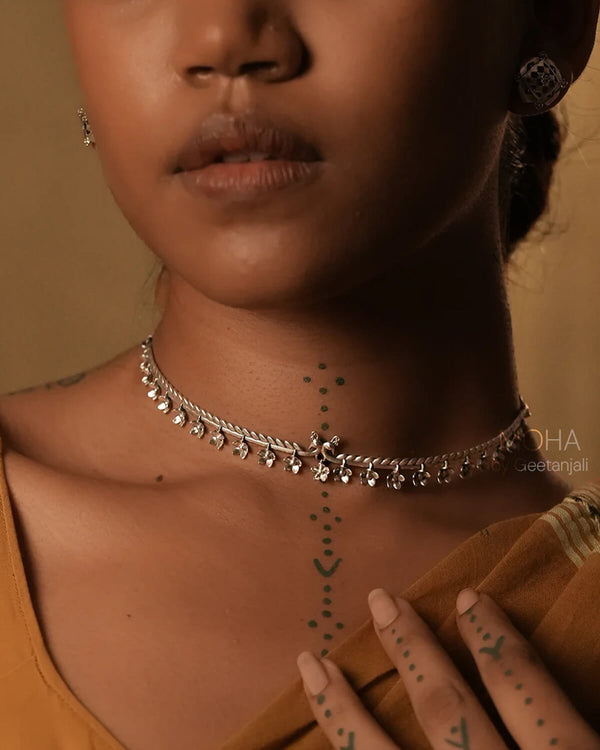 Mora Silver Choker Necklace by MOHA