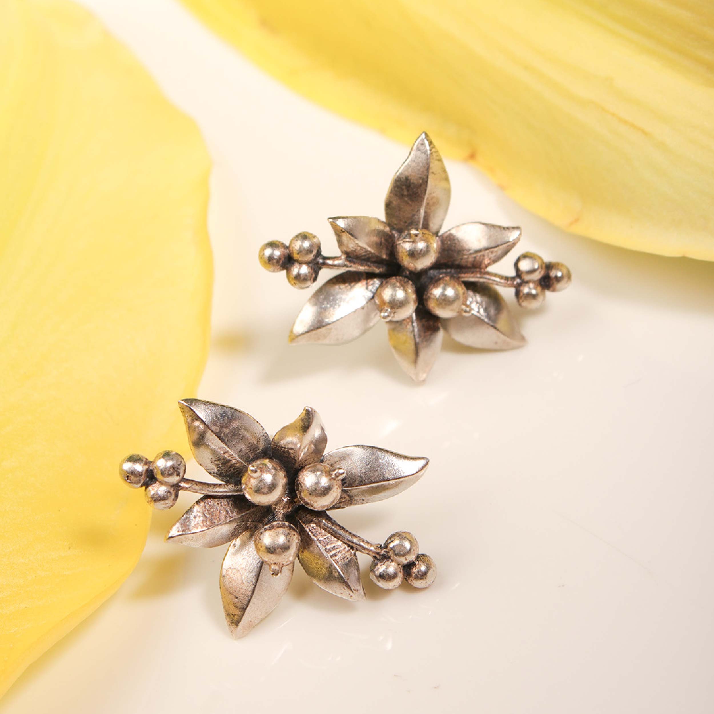 nargis silver earrings by moha