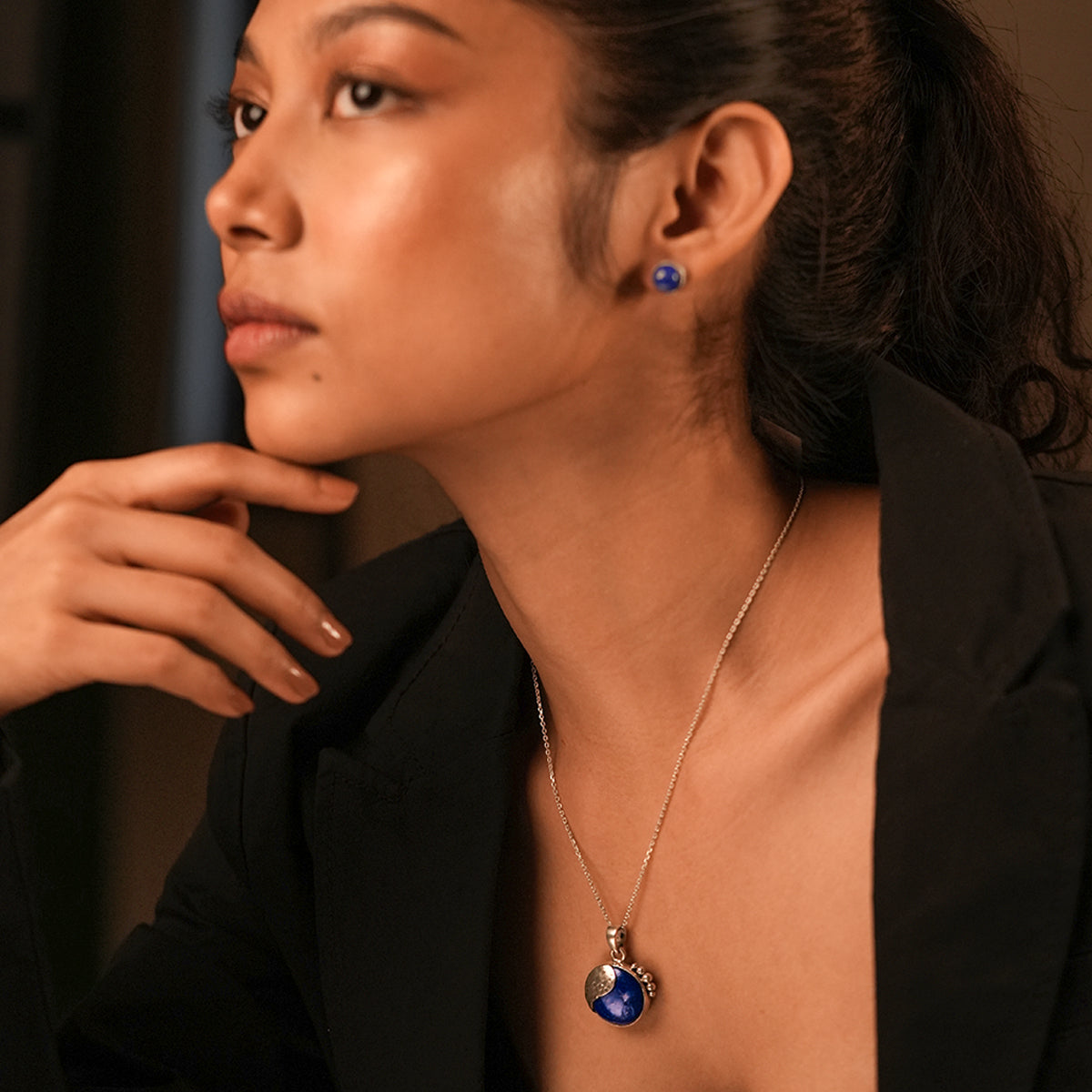 neel silver pendant with chain by moha