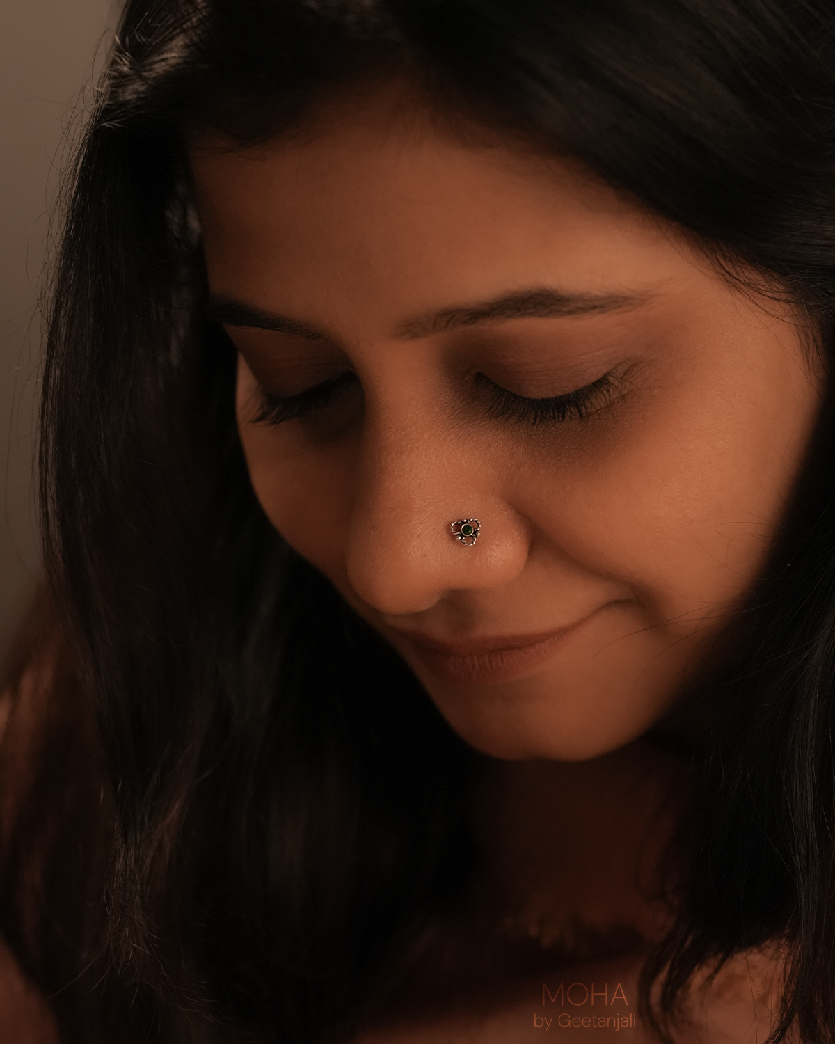 Pushp Silver Nosepin with Green Stone by MOHA