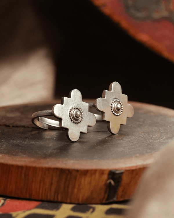 Rachna Silver Toe ring by MOHA
