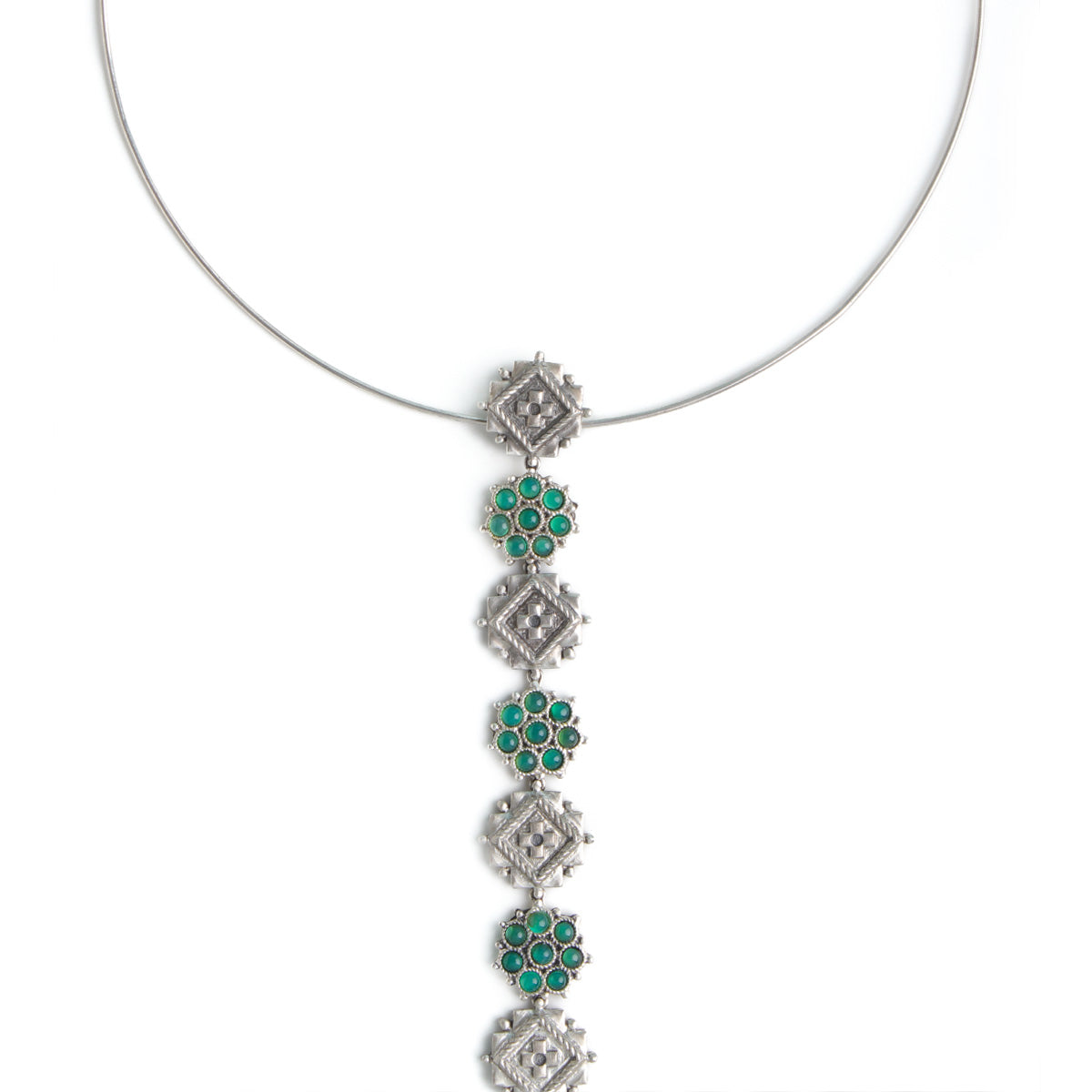 ratnashakha vertical silver necklace