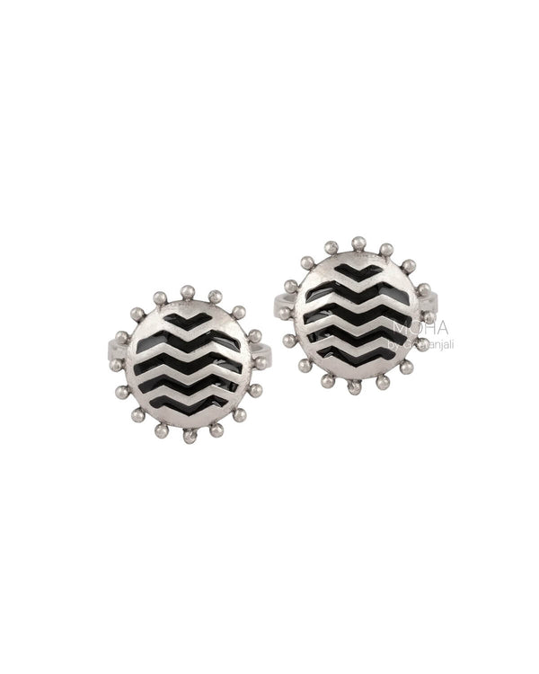 Ravi Silver Toe Rings by MOHA