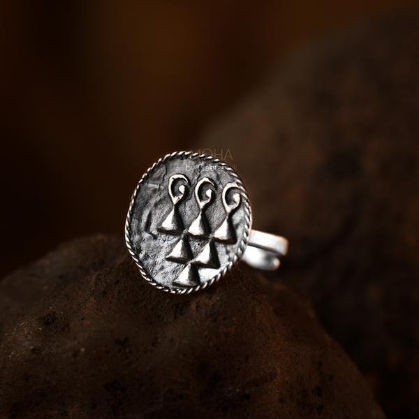 Sharada Silver Finger Ring by MOHA