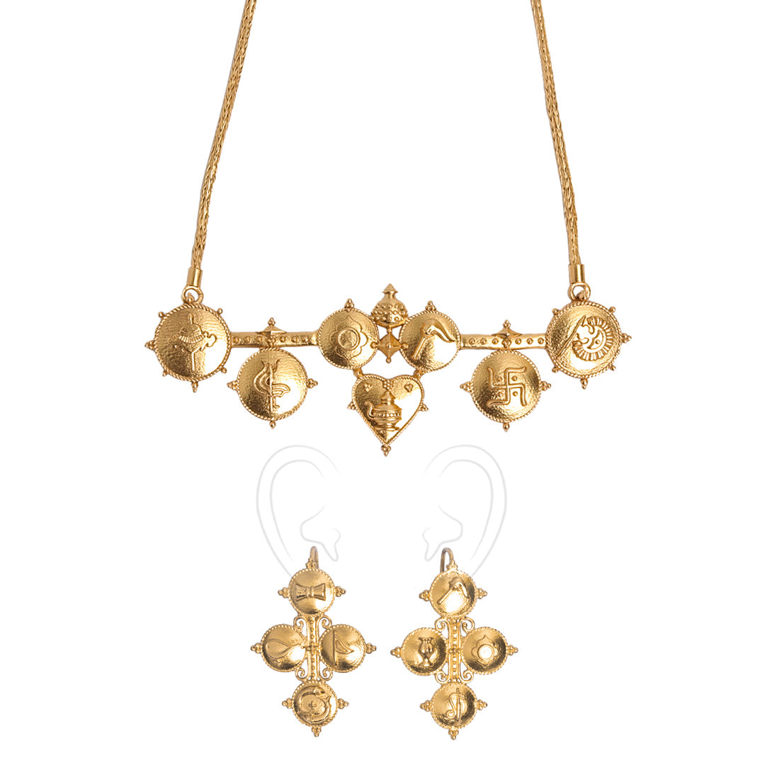 Tatva Gold Necklace Set