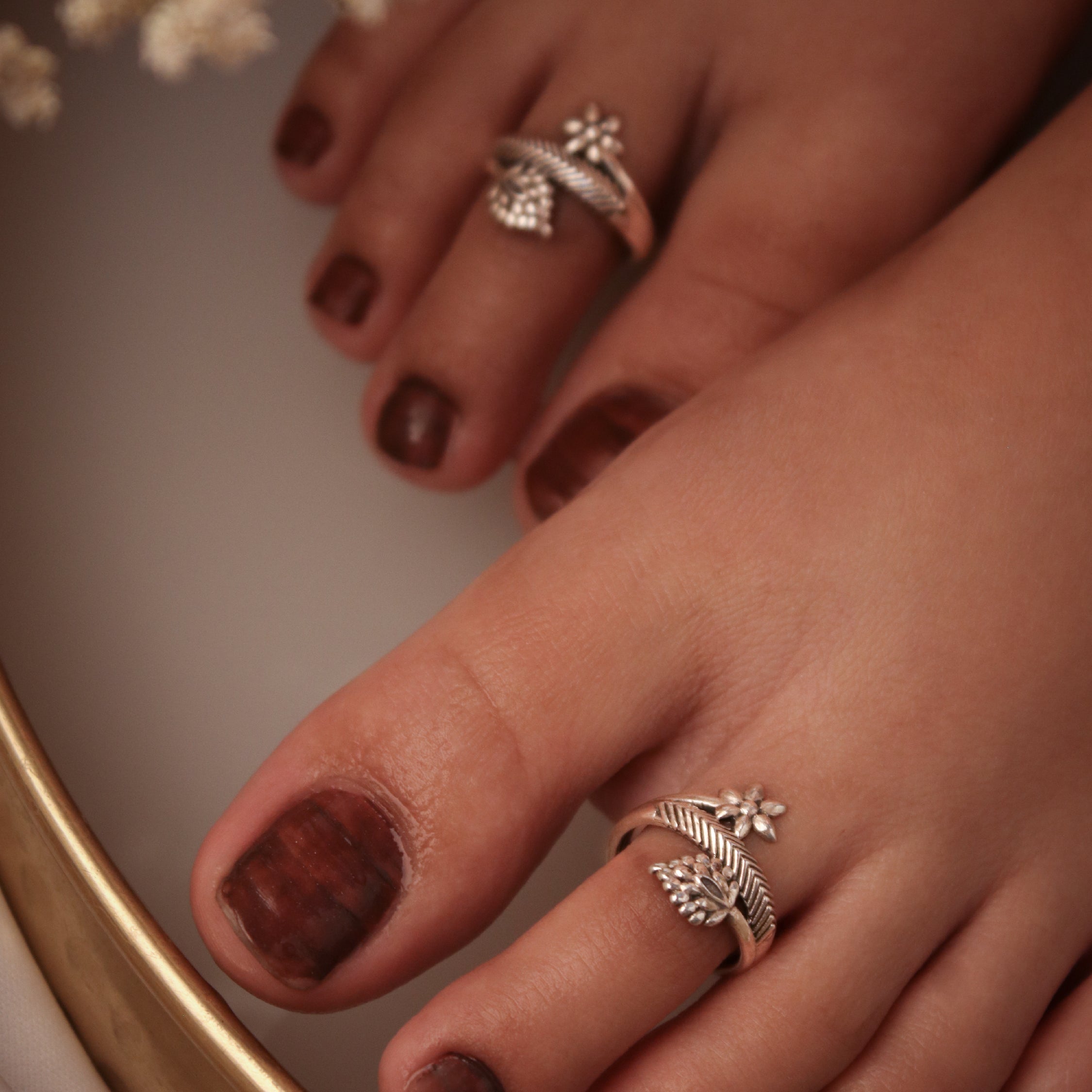 Wedding Wear Stylish Oxidized German Silver Toe Rings Sets for Women and  Girls at Rs 55/pair in Ghaziabad