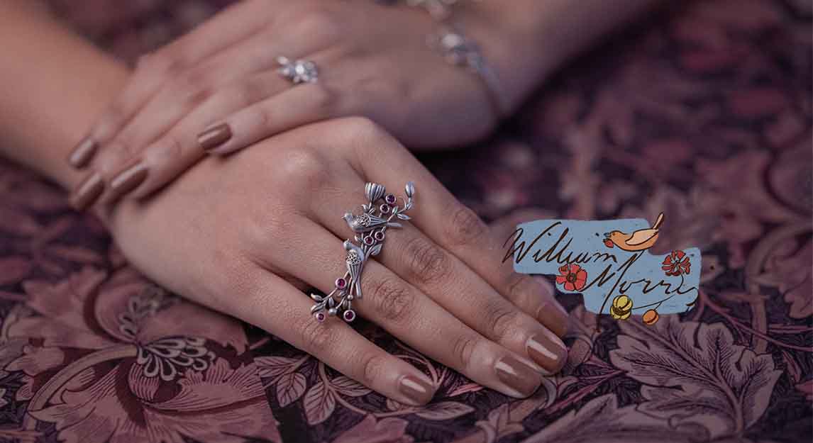 Gauhar khan store finger ring design