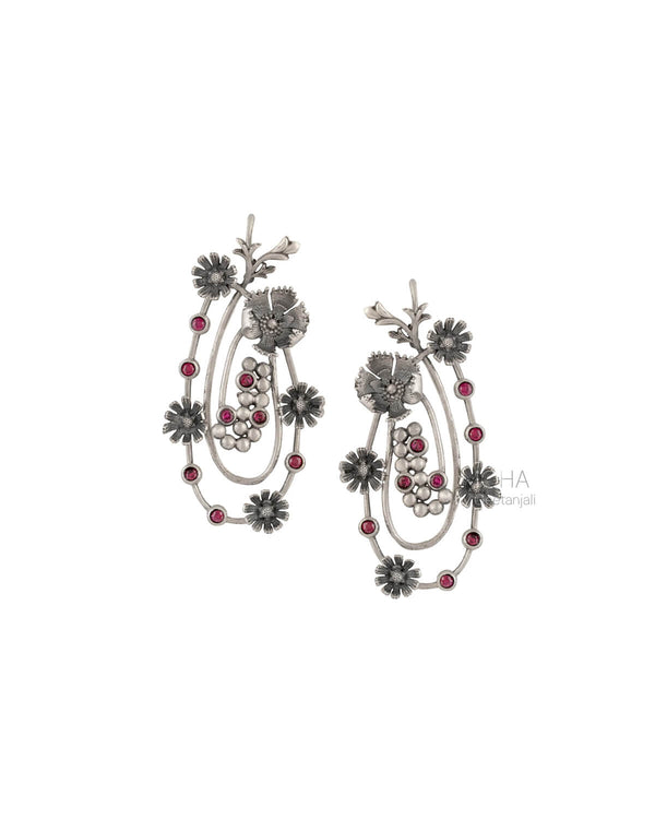 William Morris - Compton Garland Silver Earrings by Moha