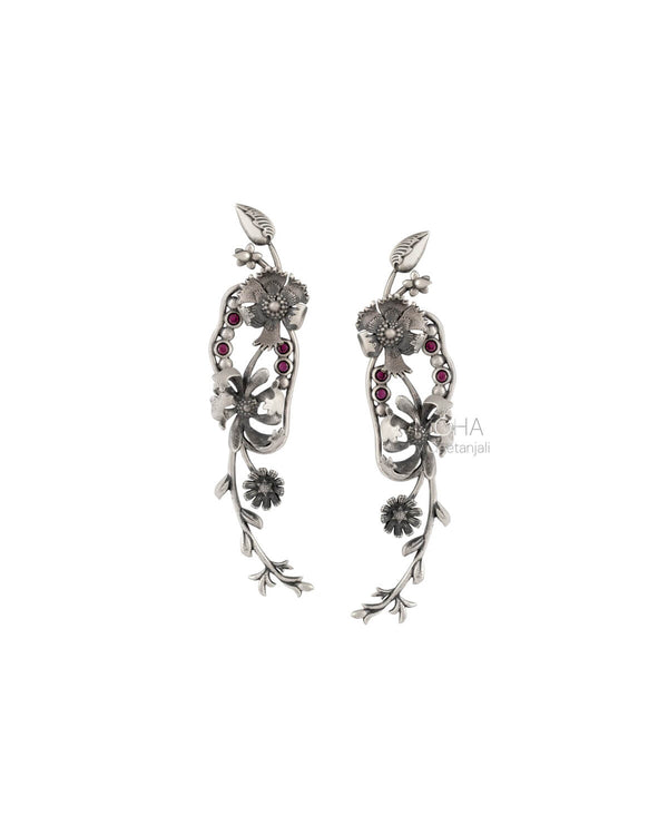 William Morris - Compton Silver Dangling Earrings by Moha
