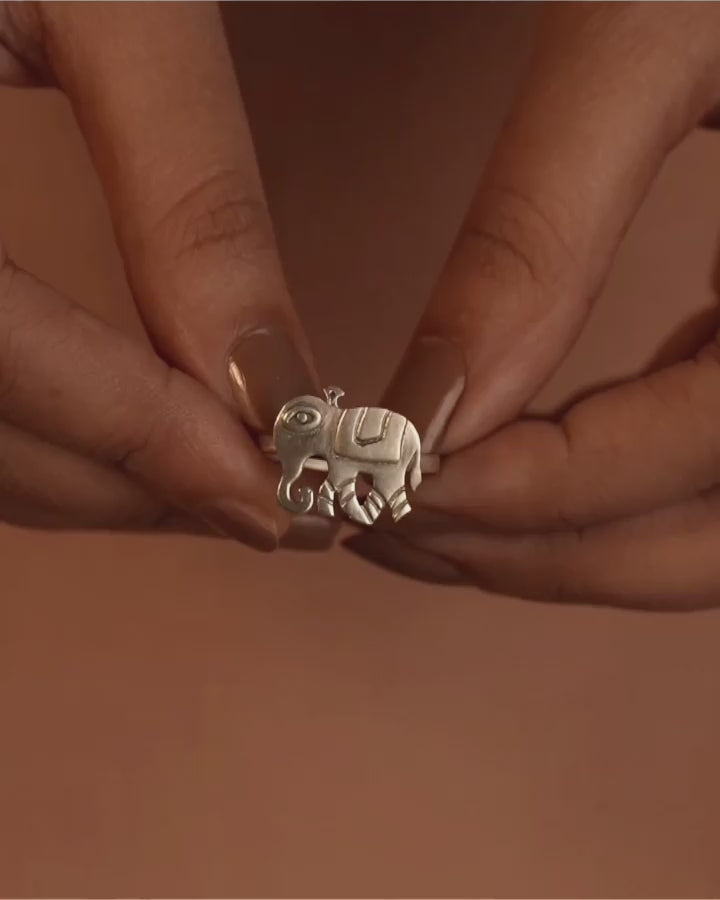 Gaja Silver Finger Ring by MOHA
