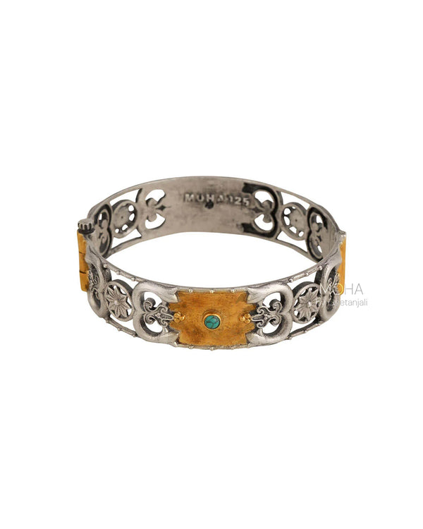 Shubha Valaya Silver Bangle by MOHA