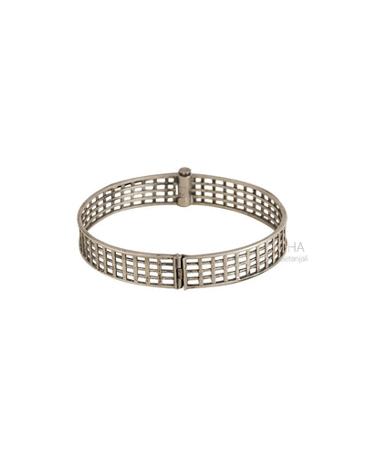 Vedika Silver Bangle by MOHA