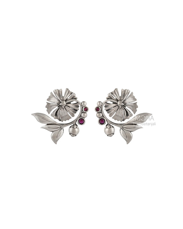 William Morris - Bloom Lilly Silver Stud Earrings Tops by Moha