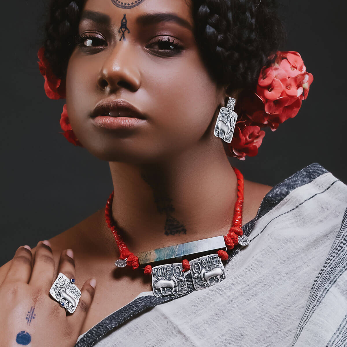 harappa vrishabh bull seal pendant necklace red thread by moha