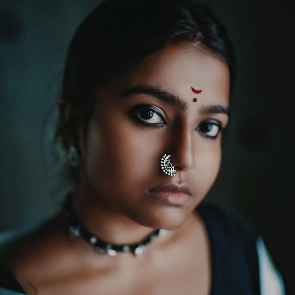 lakshmi silver nath black clip on right by moha