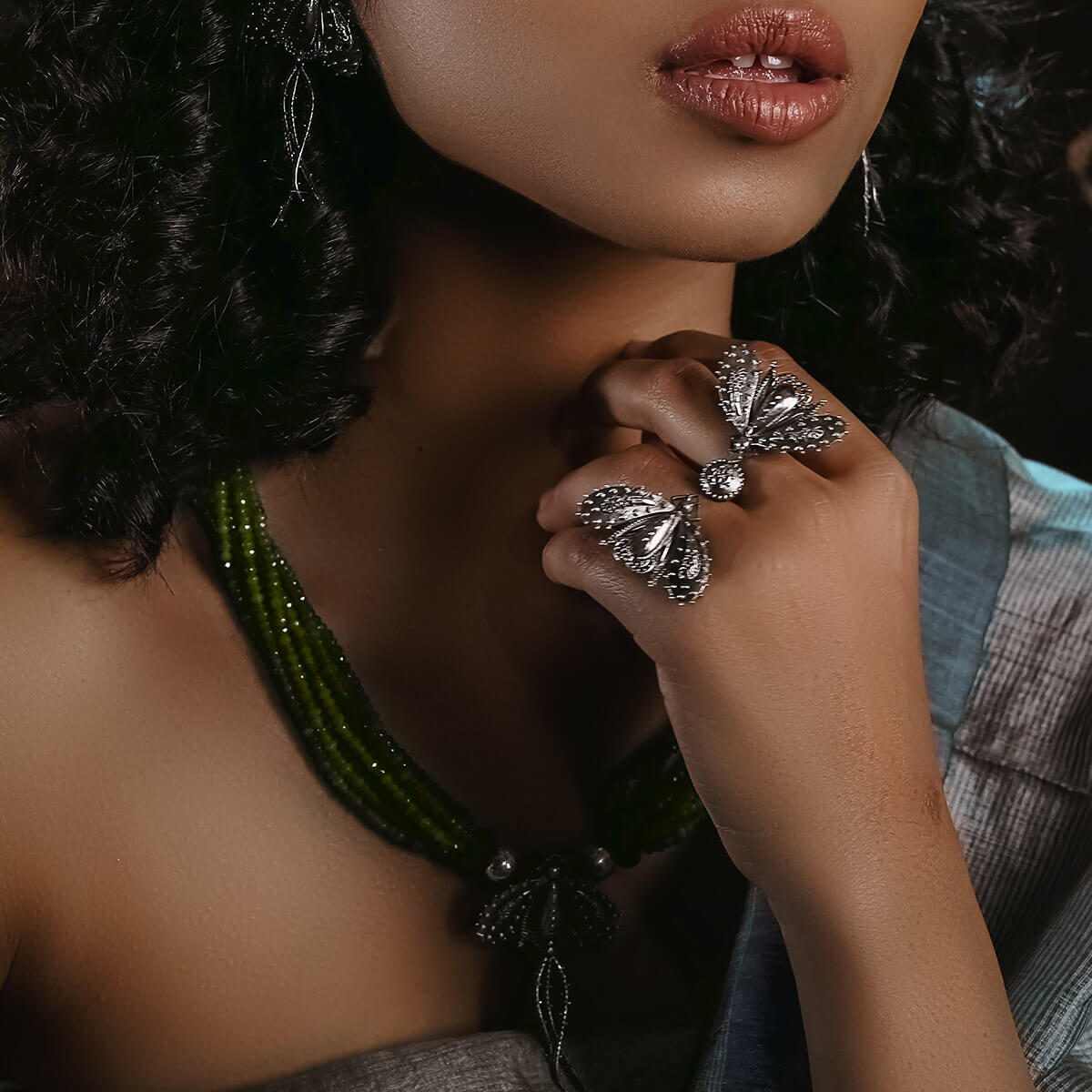 titli double finger silver ring