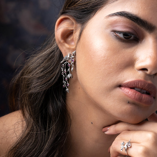 William Morris - Strawberry Thief Dangling Pods Silver Earrings by Moha