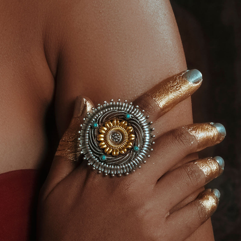 tejo valaya silver finger ring